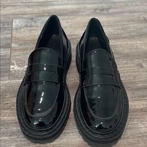 Elegant Black Patent Leather Loafers for Women